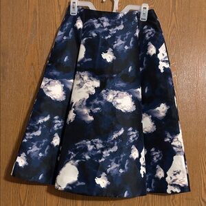 kate spade Navy and White Cloud-Print A-Line Skirt NWT Size 2  27 1/4 inches